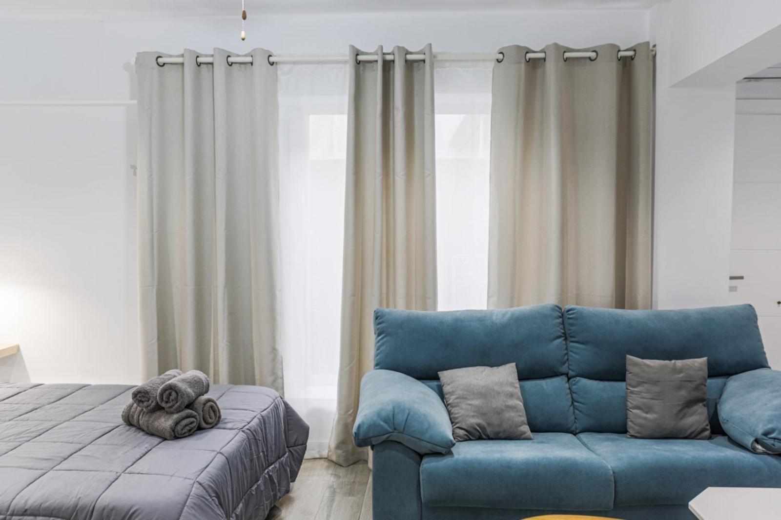 Acc Vergara 2 Opcion De Parking Apartamento Jaén Exterior foto